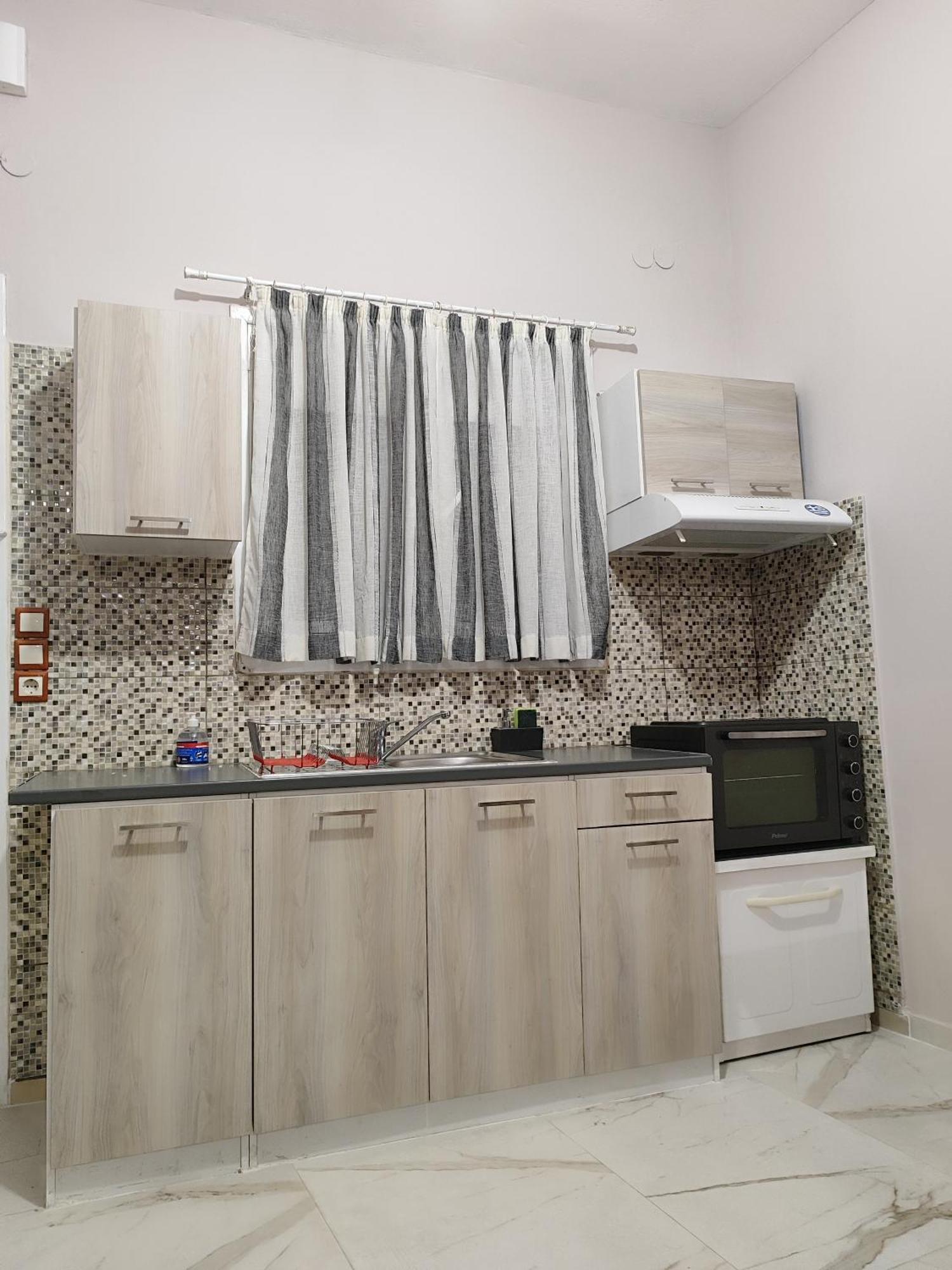 Charilia Apartment Mytilíni Екстериор снимка